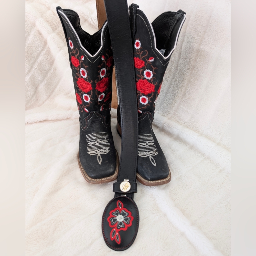 White Diamond Black Cowboy Boots with Red Floral Embroidery Size 6.5 & Belt - Picture 2 of 13